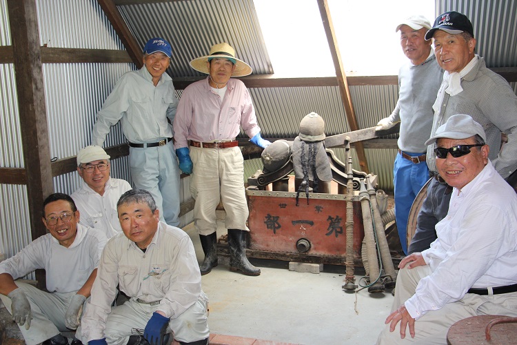 村守った消防ポンプ 処分惜しみ引き取り展示 明治 昭和初期まで活躍 丹波新聞