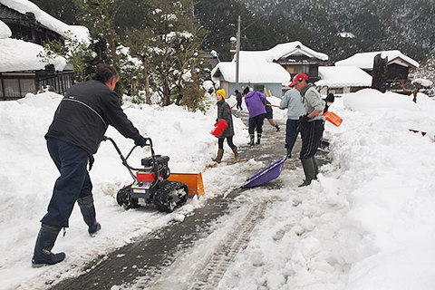 丹波地域 過去22年で積雪最多 交通乱れ生活に影響 丹波新聞