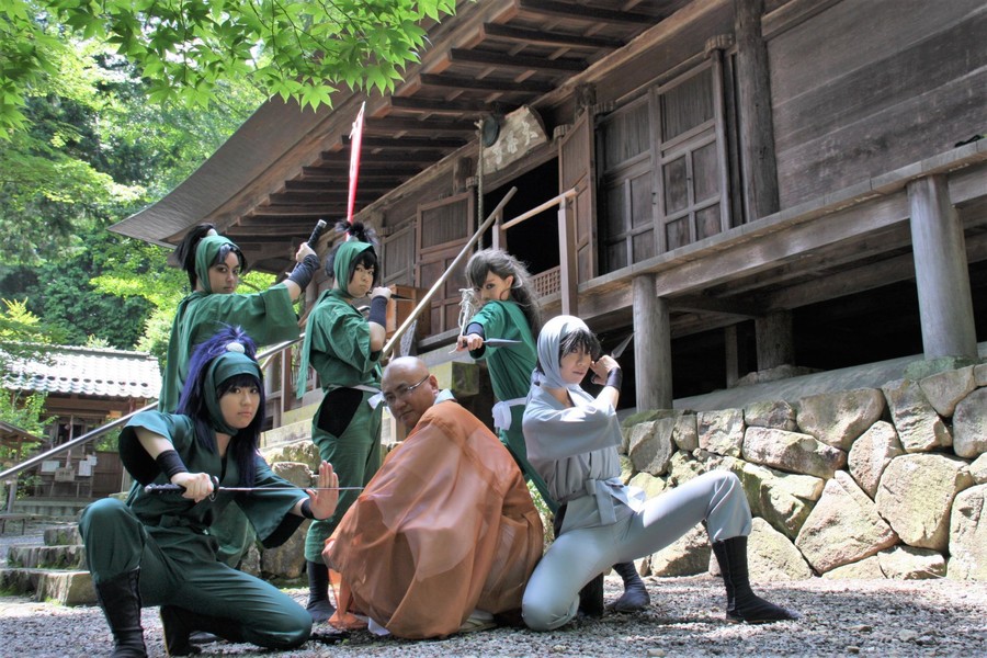 国重文の寺 コスプレイヤーの聖地に 本物の空間 人気呼ぶ 丹波新聞