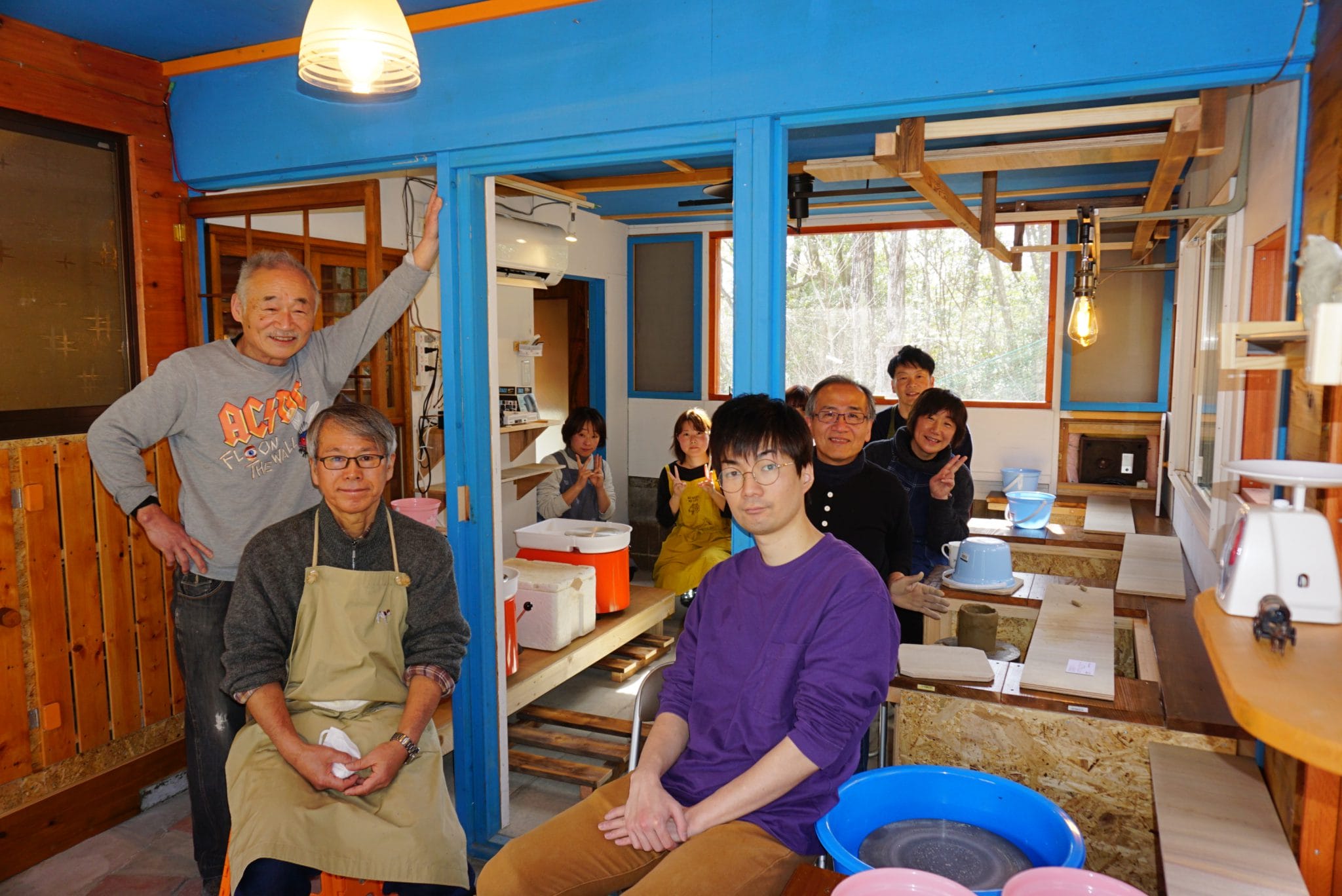 陶芸用の小屋手作り 「教室生と交流したい」 春に作品展も計画中 - 丹波新聞