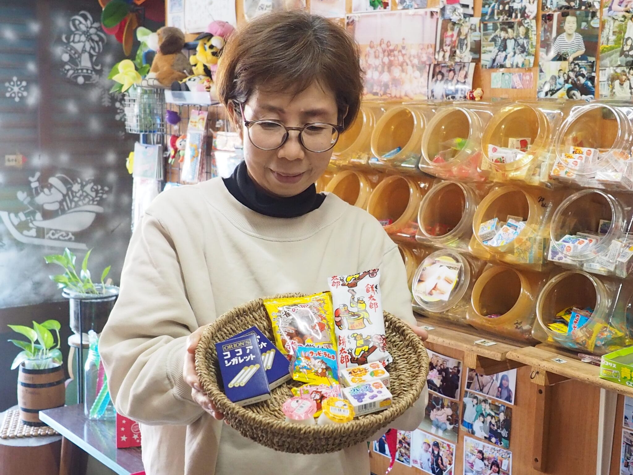 懐かしい駄菓子屋 世代超えた交流の場 【シリーズ・昭和100年】 - 丹波新聞